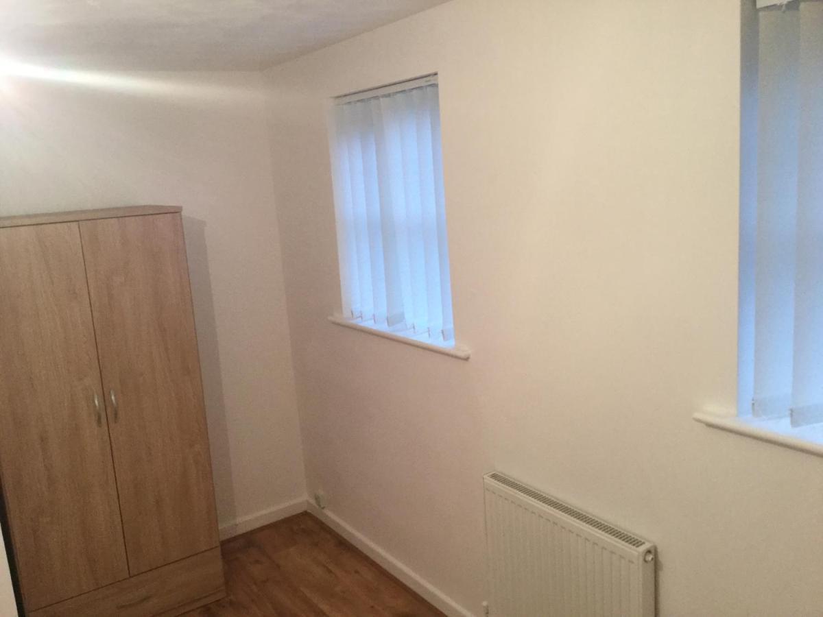 Quiet Residential Area Within Easy Reach Of Town Apartment Manchester Exterior foto